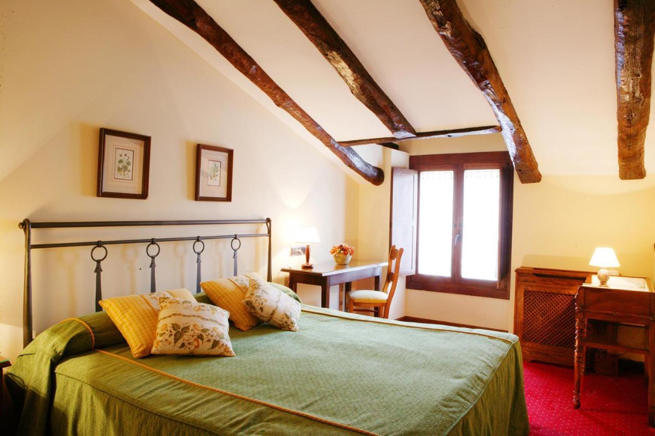 Hotel Senorio De Ursua 阿里斯昆 外观 照片